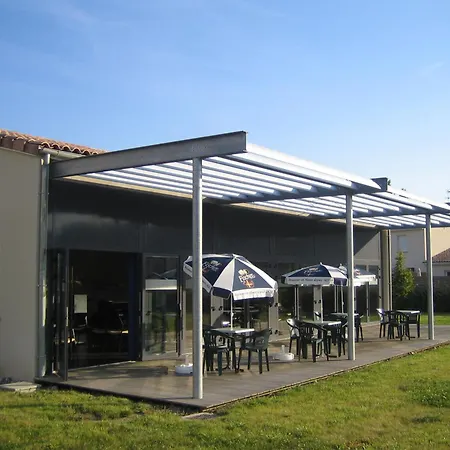 Hoteliere Des Ondes