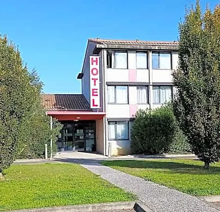 Hoteliere Des Ondes Hotel