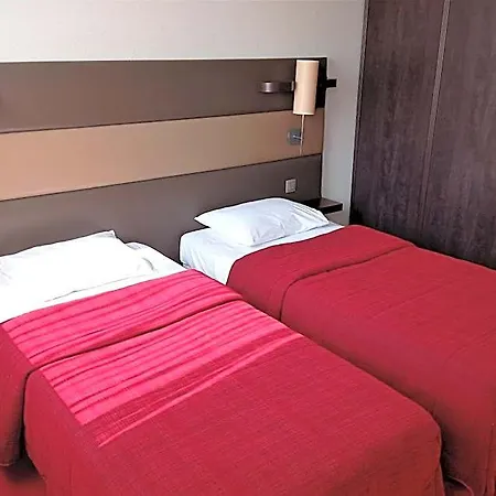 Hoteliere Des Ondes Hotel