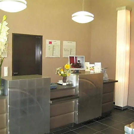 Hoteliere Des Ondes